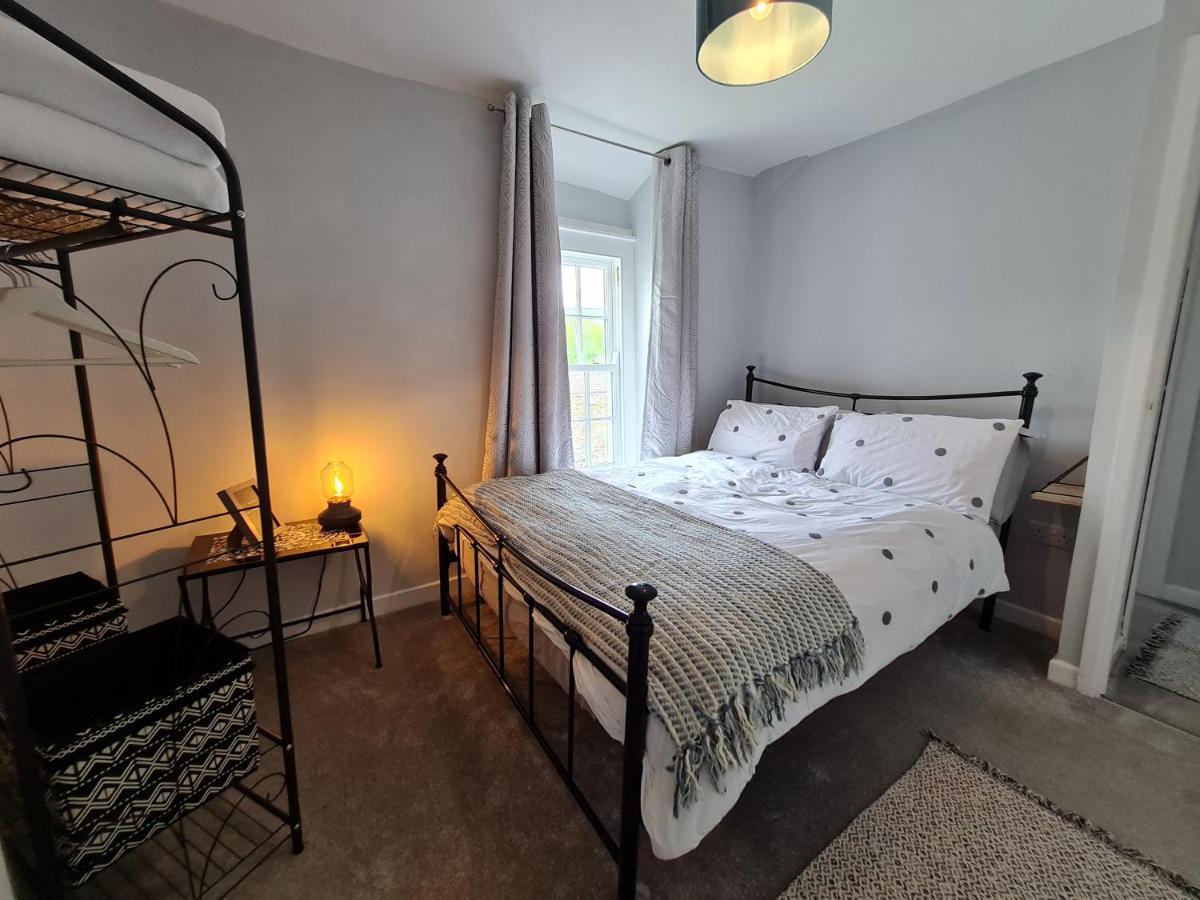 Picturesque 2 Bedroom Miners Cottage Near Bike Park Wales & Brecon Beacons Merthyr Tydfil Luaran gambar